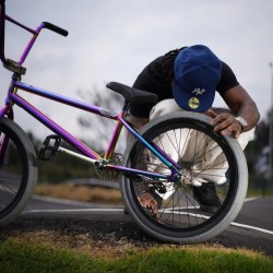 Pneu BMX KHE MAC2 20 x 2.30 Gris