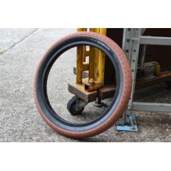 Pneu BMX KHE ACME 20 x 2.40 Marron