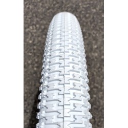 Pneu Blanc 20 x 1.75 Milky Twenty vélo 20 pouces