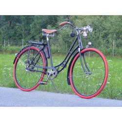 Pneu à talon rouge 28 x 1 1/2 chapeau de gendarme Vélo Ancien