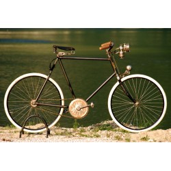 Pneu à talon beige 28 x 1 1/2 chapeau de gendarme Vélo Ancien